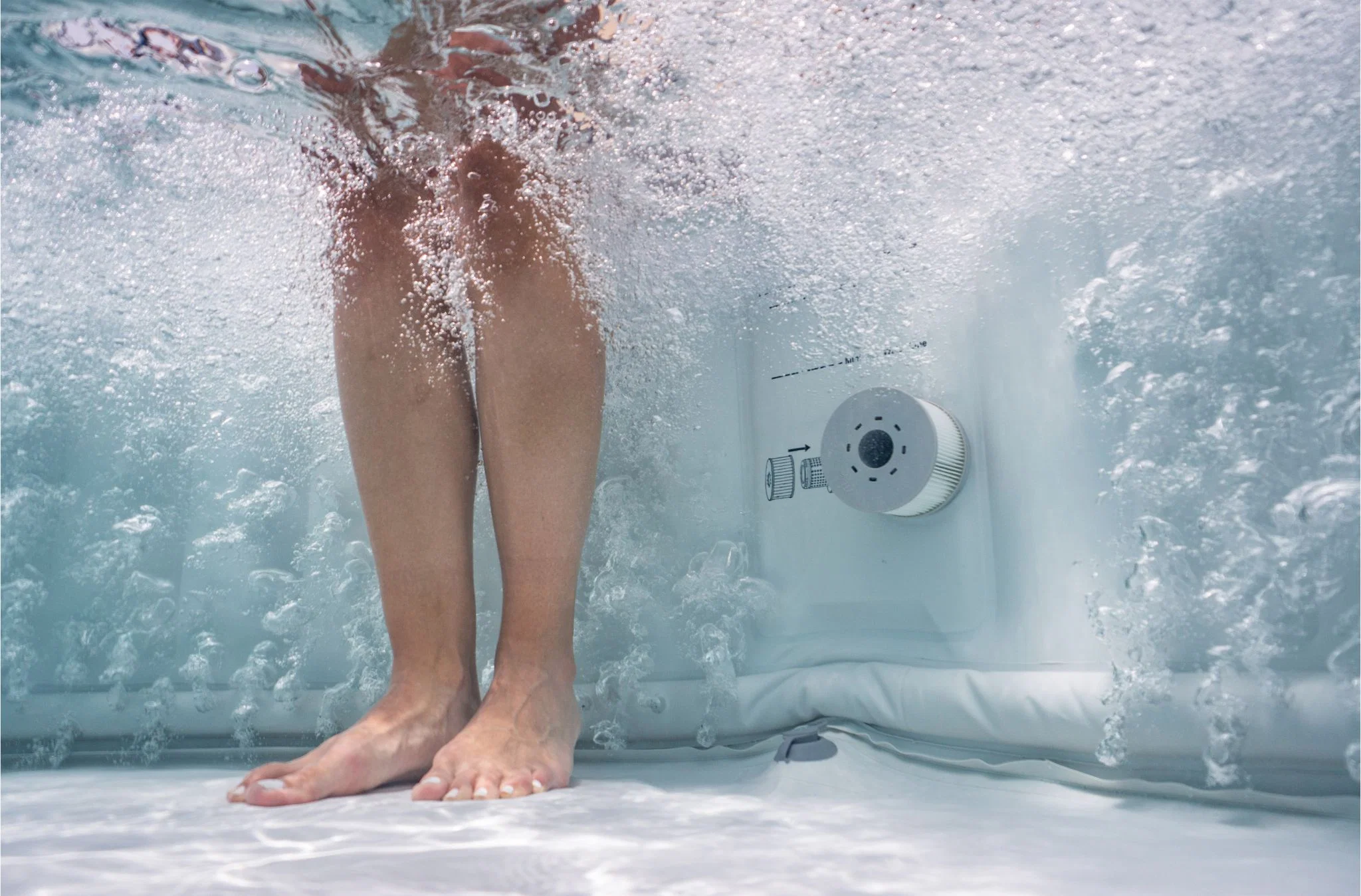 M Spa Oslo Plus 1.8m square, Air Jet massage, filtration system, APP - Image 5